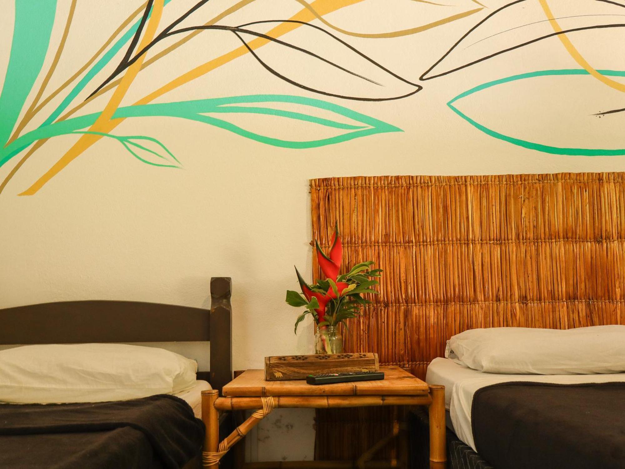 Hostel Marthi Itamambuca Ubatuba Buitenkant foto