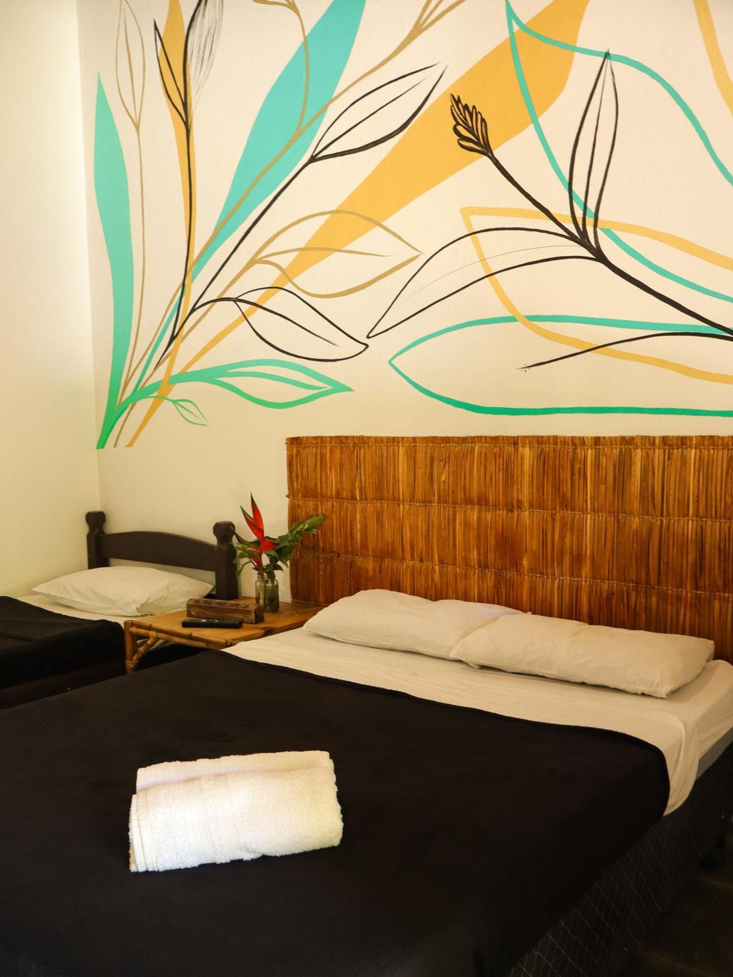 Hostel Marthi Itamambuca Ubatuba Buitenkant foto